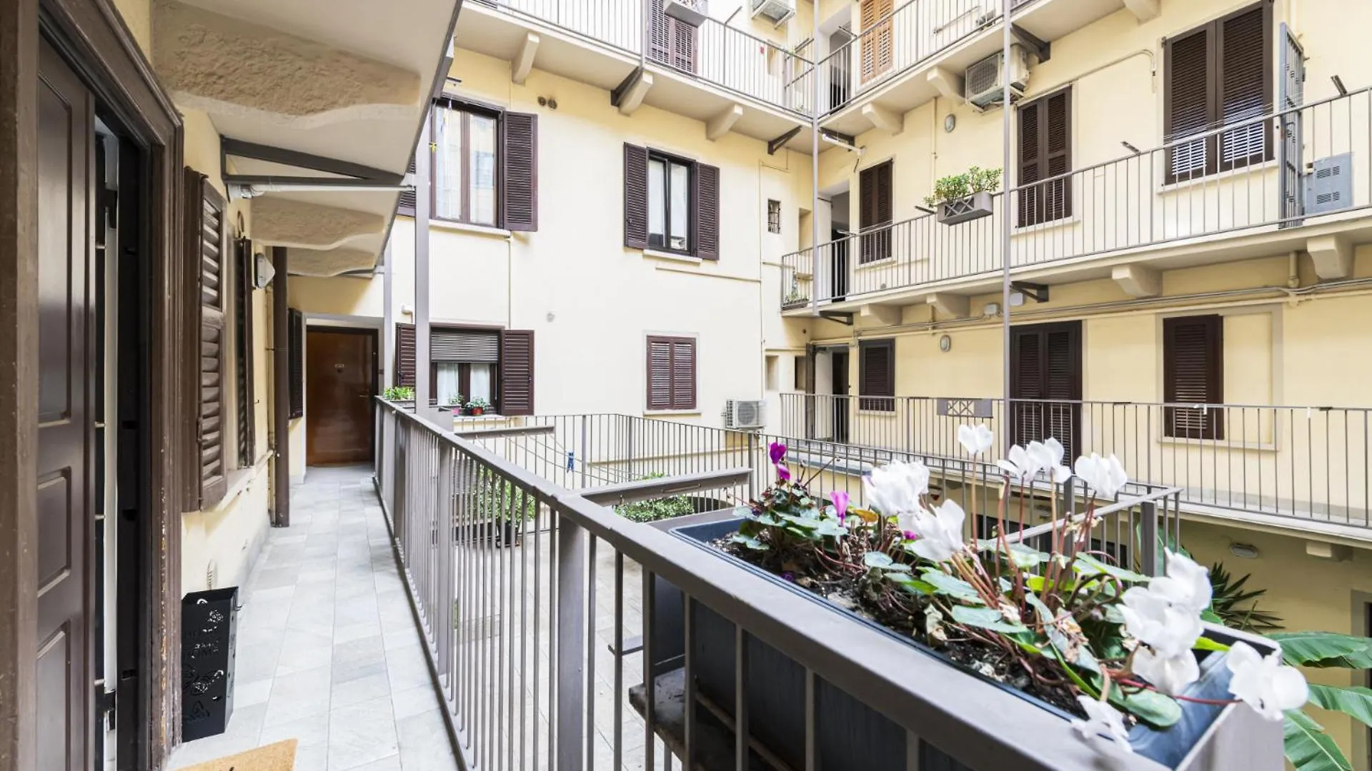 Appartement Easylife - Comfort Ed Eleganza In Porta Venezia Milaan
